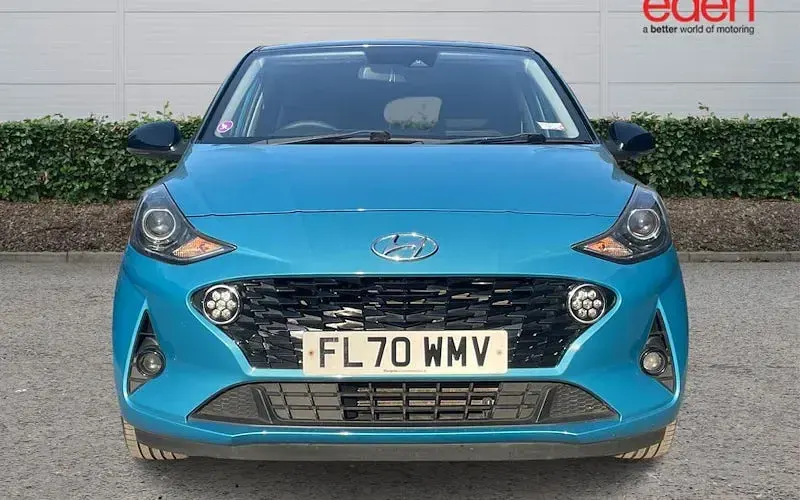 Used Hyundai i10 Premium 84 HP (61 kW) 2023 Hatchback