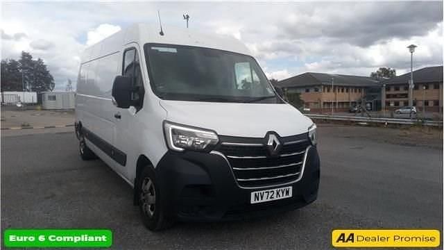 White Used 2022 Renault Master Business Van | £12,499 (Good price) - Image 1/4