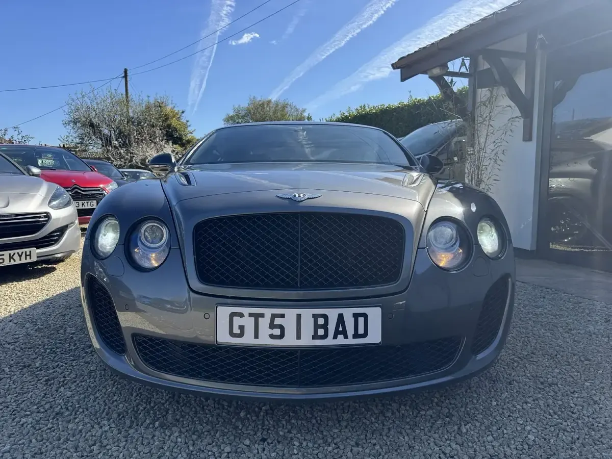 Used Bentley Continental 621 HP (456 kW) 2010 Grey Coupe