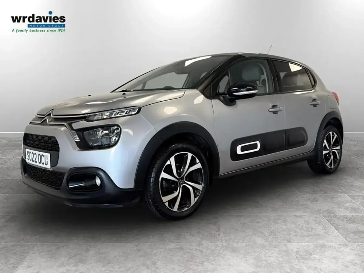 Used Citroën C3 Shine 102 HP (75 kW) 2022 Grey Hatchback