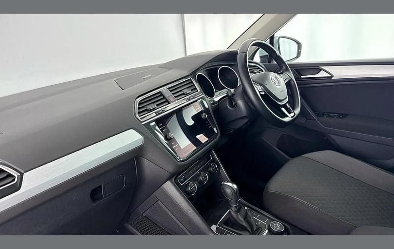 Used VW Tiguan Match 150 HP (110 kW) 2019 Reflex silver SUV