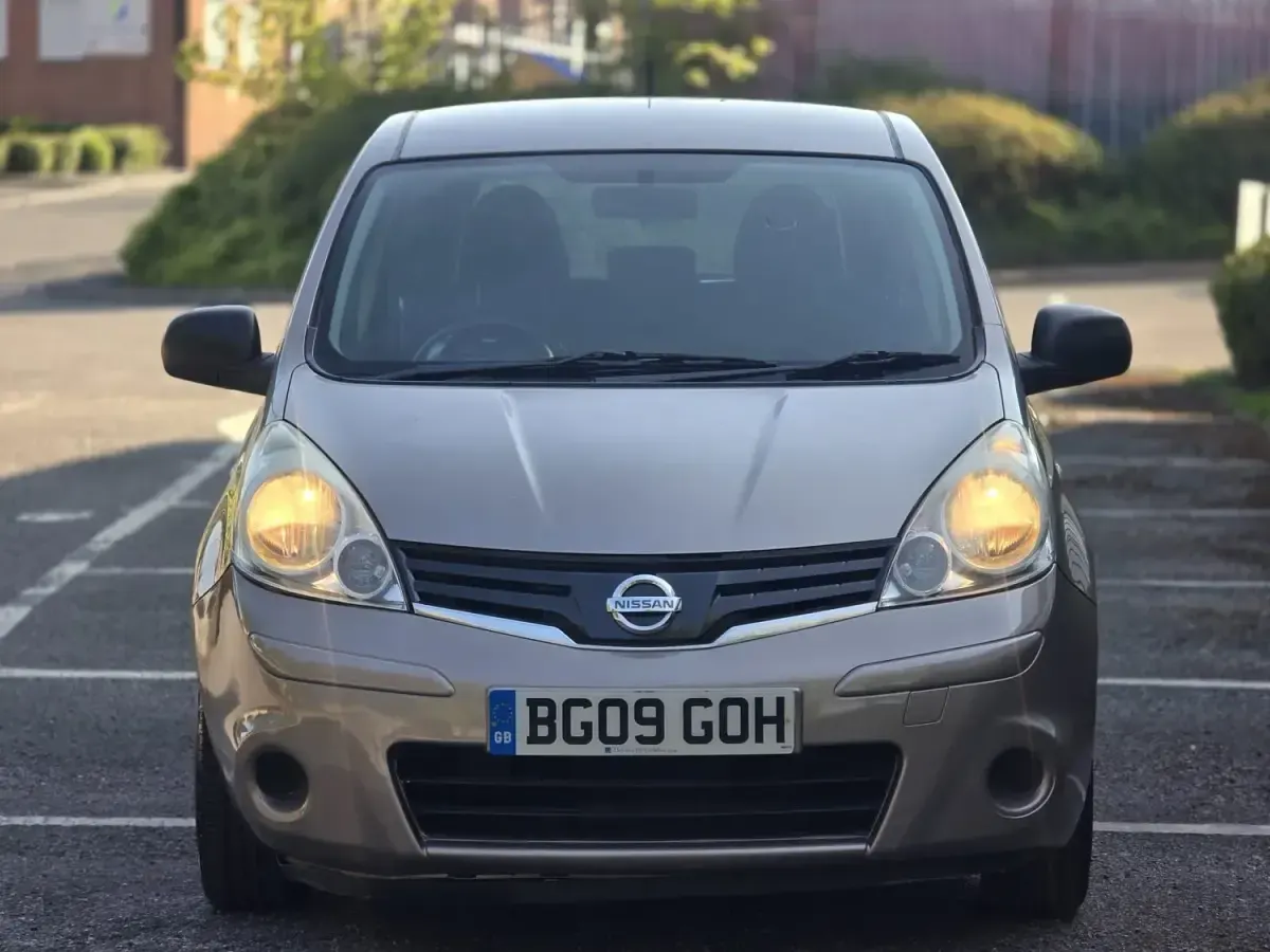Używany Nissan Note Visia 110 KM (80 kW) 2009 Złoty Hatchback
