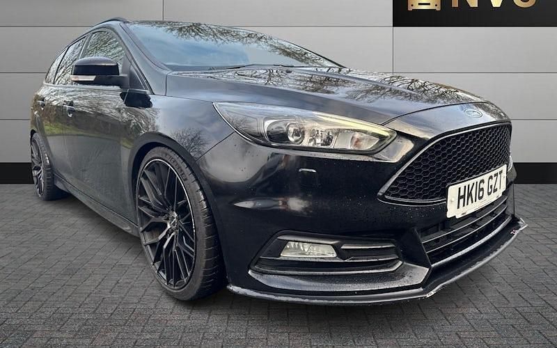Used Ford Focus ST 185 HP (136 kW) 2016 Black Estate