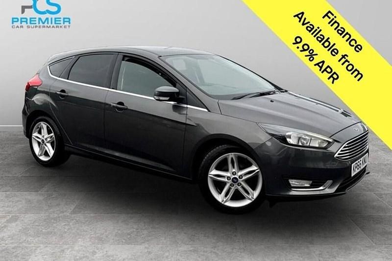 Grey Used 2016 Ford Focus Zetec Hatchback | £6,795 (Good price) - Image 1/1