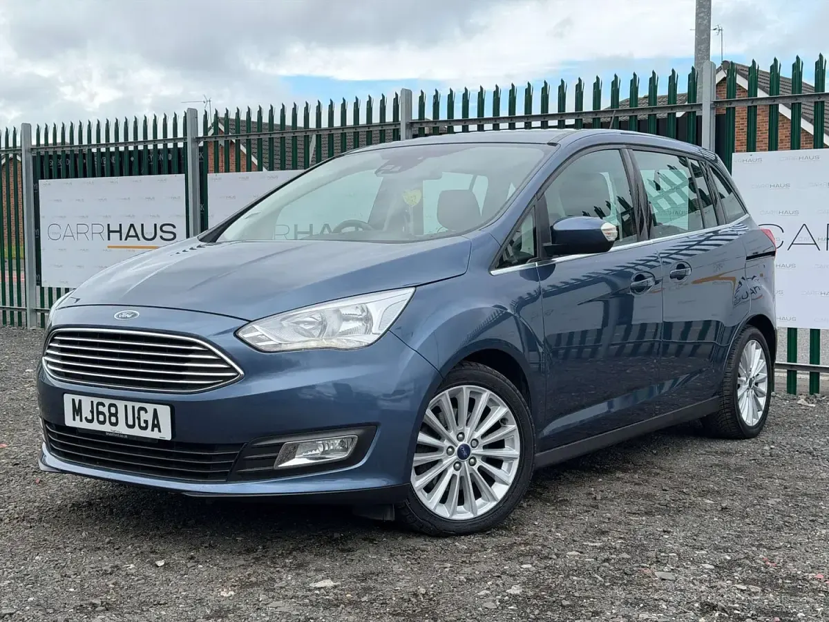 Używany Ford Grand C-Max Titanium 125 KM (91 kW) 2018 Niebieski Minivan
