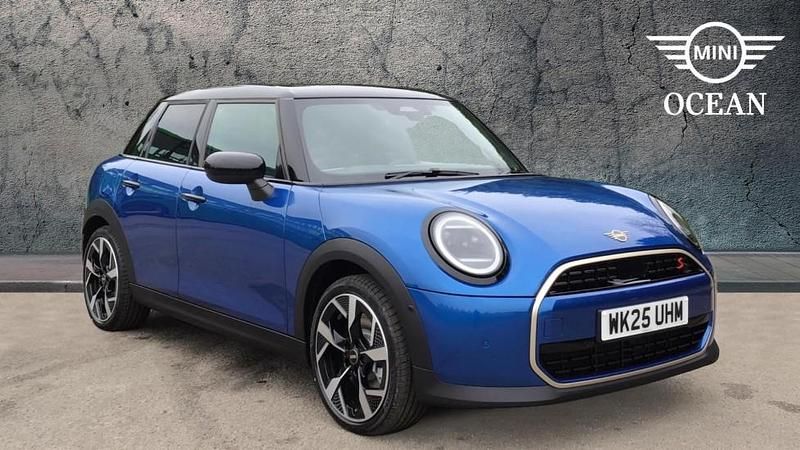 Blue Used 2025 Mini Cooper S Hatch Hatchback | £30,950 (Expensive) - Image 1/4