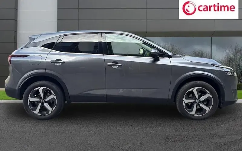 Used Nissan Qashqai N-Connecta 140 HP (102 kW) 2022 Grey SUV