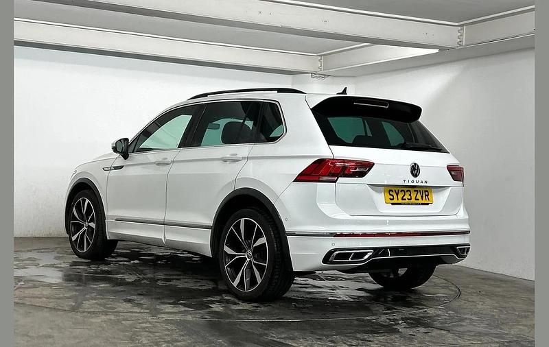 Used VW Tiguan R-line 150 HP (110 kW) 2023 White SUV