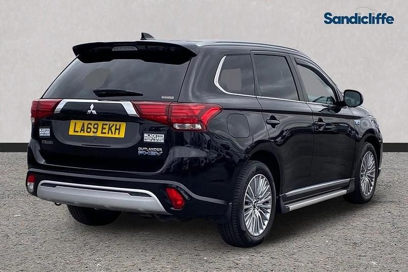 Used Mitsubishi Outlander 2019 Black SUV