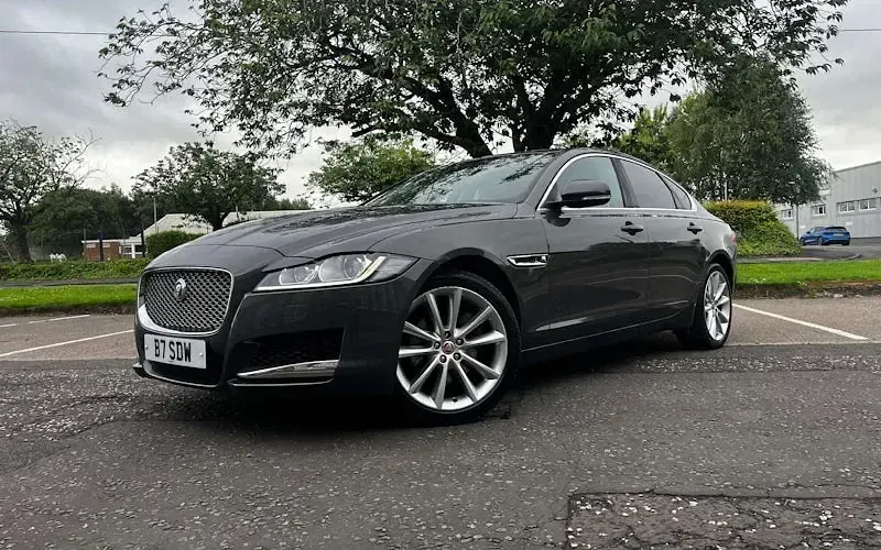 Used Jaguar XF Portfolio 179 HP (131 kW) 2020 Sedan