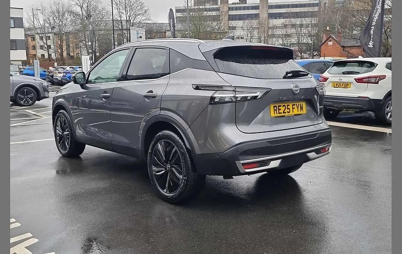 Used Nissan Qashqai Tekna 190 HP (139 kW) 2025 Grey SUV