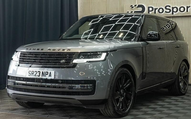 Second-hand Land Rover Range Rover SE 300 CP (220 kW) 2025 SUV