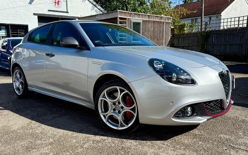 Used 2016 Alfa Romeo Giulietta Edizione Speciale Hatchback | £11,995 (Expensive) - Image 1/4