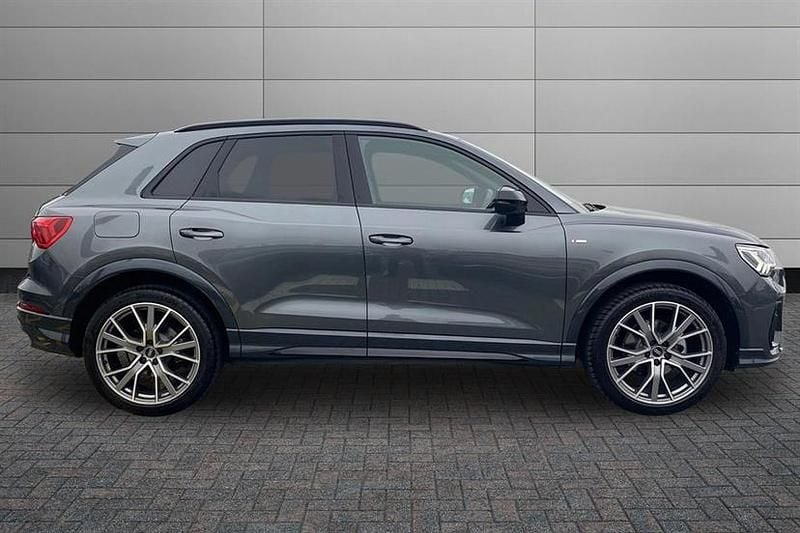 New Audi Q3 Black Edition 150 HP (110 kW) 2025 Daytona grey SUV