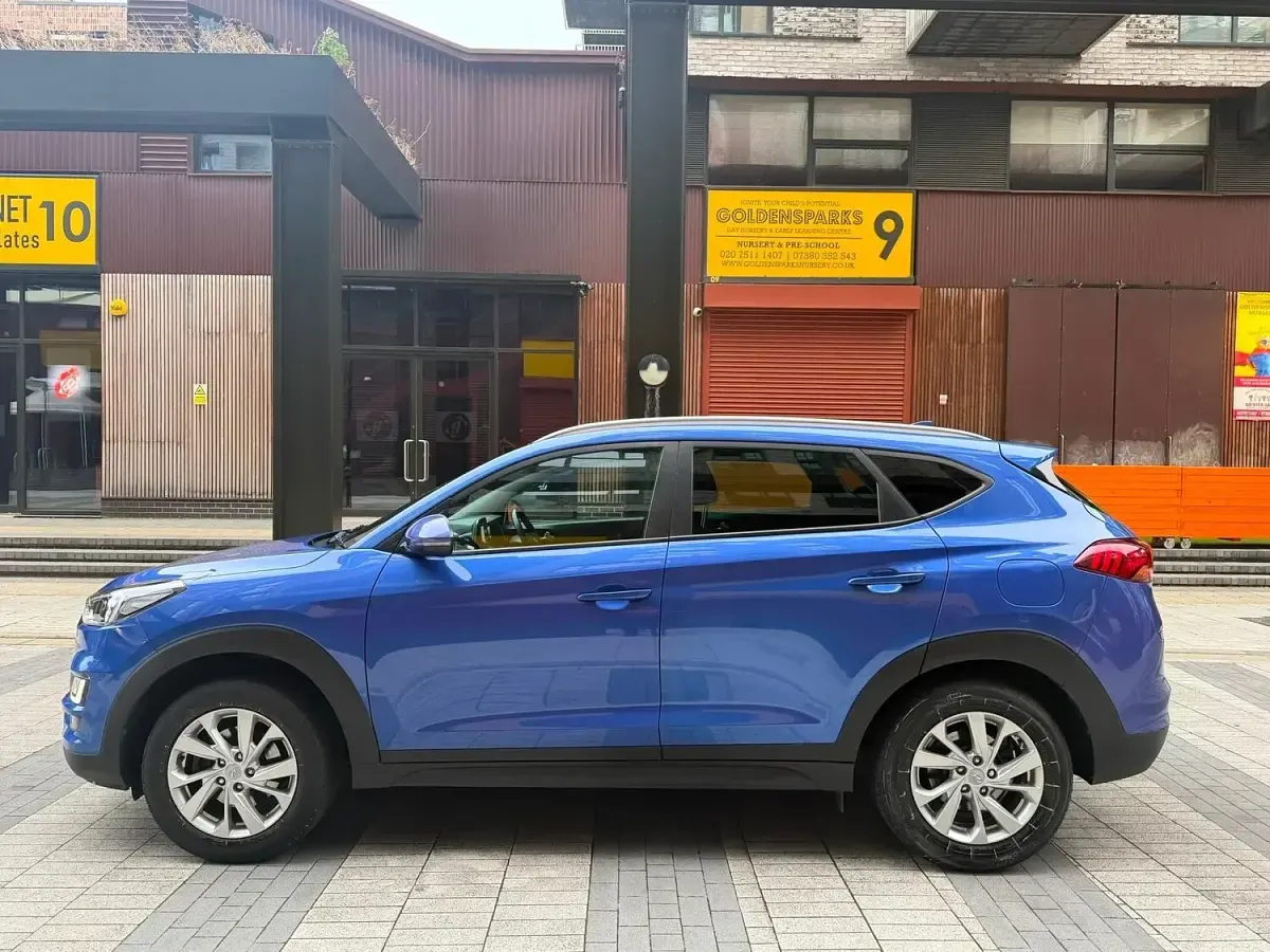 Used Hyundai Tucson SE 136 HP (100 kW) 2019 Blue SUV