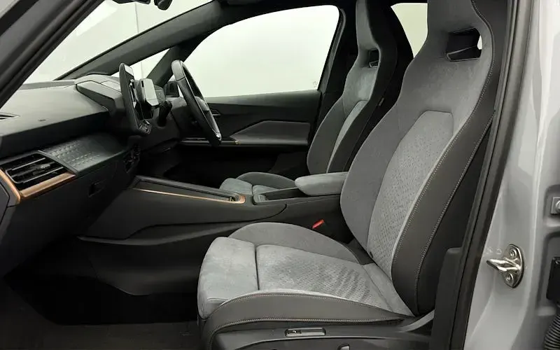 Used Cupra Born e-Boost 169 kW (231 HP) 2024 Grey Hatchback