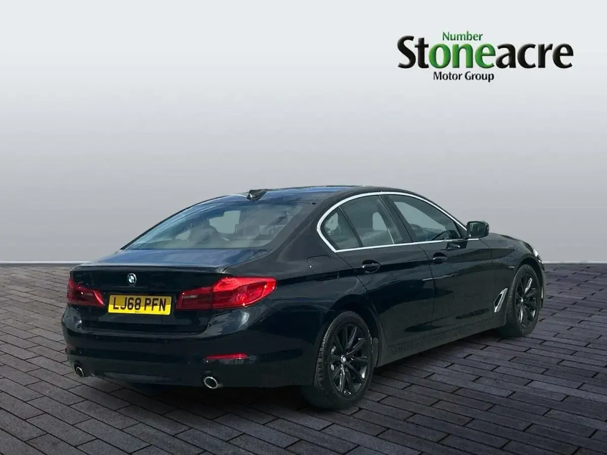 Used BMW 520 Comfort Edition 181 HP (133 kW) 2019 Black Sedan