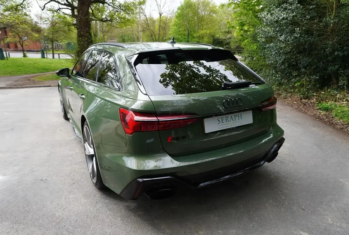 Used Audi RS6 Comfort 600 HP (441 kW) 2021 Green Estate