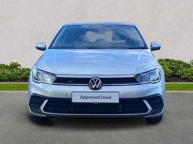 Second-hand VW Polo Life 95 CP (69 kW) 2022 Argintiu Hatchback
