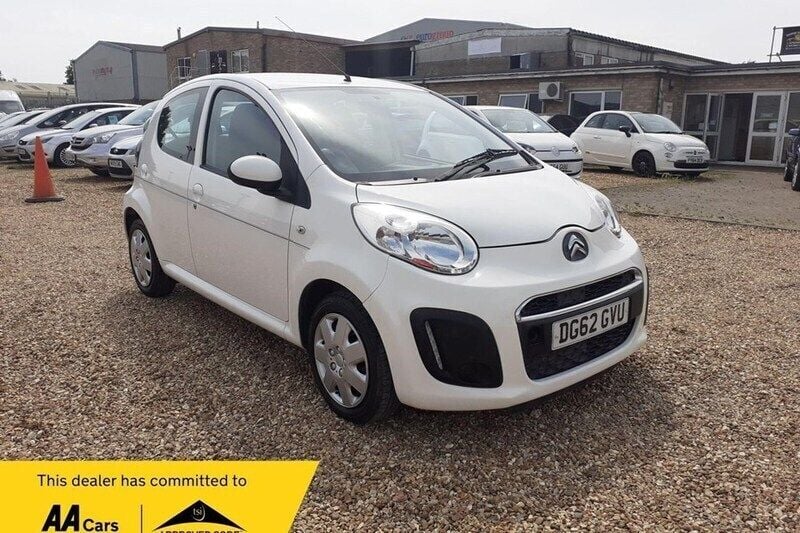 White Used 2012 Citroën C1 VTR Sport Hatchback | £3,995 (Fair price) - Image 1/1
