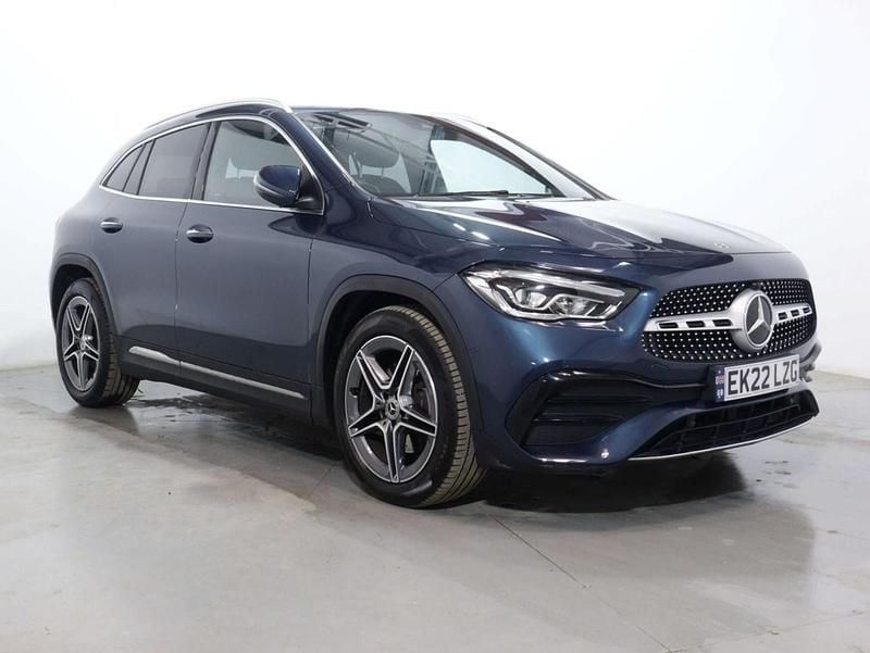 Used Mercedes GLA180 AMG Line Premium 136 HP (100 kW) 2022 Blue SUV