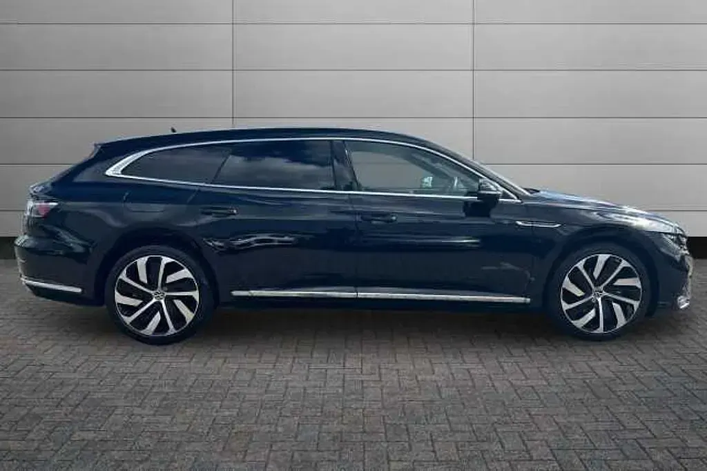 Used VW Arteon R-line 200 HP (147 kW) 2023 Black Estate