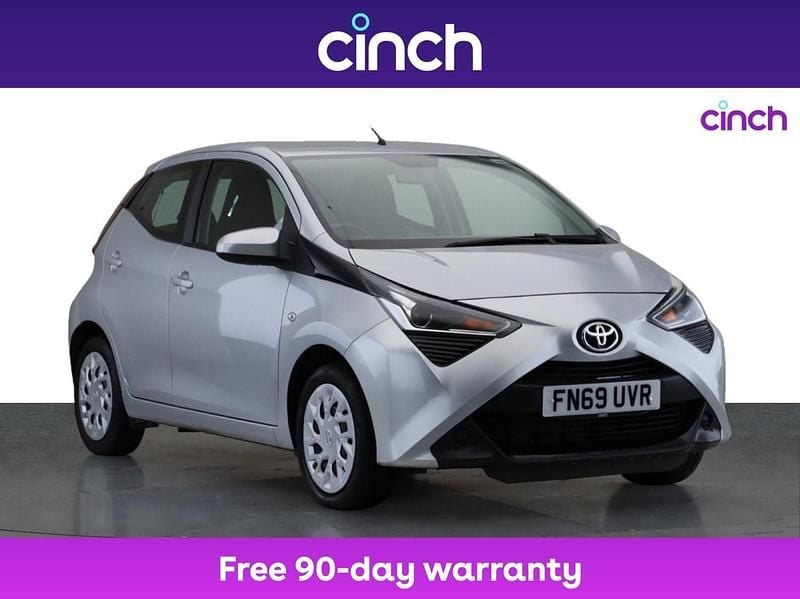 Silver Used 2019 Toyota Aygo X-play Hatchback | £8,999 (Fair price) - Image 1/3