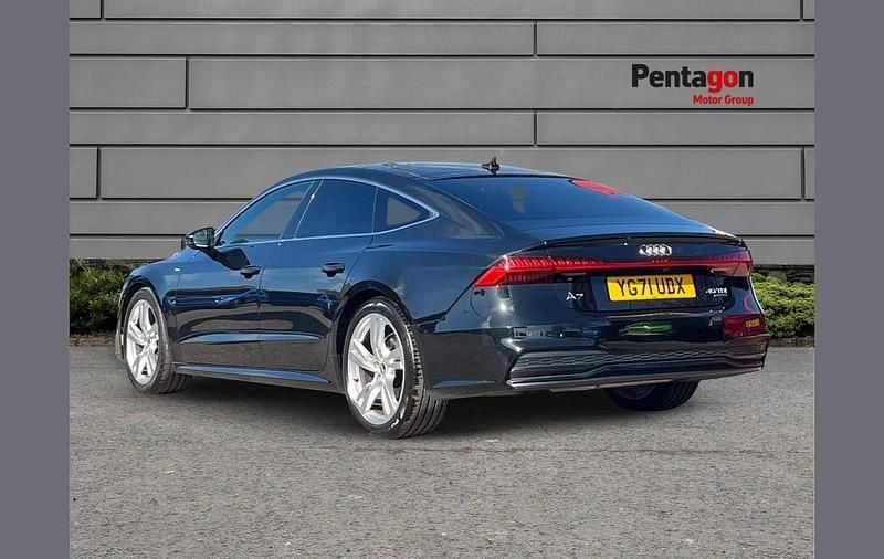 Used Audi A7 S-Line 200 HP (147 kW) 2021 Black Sedan