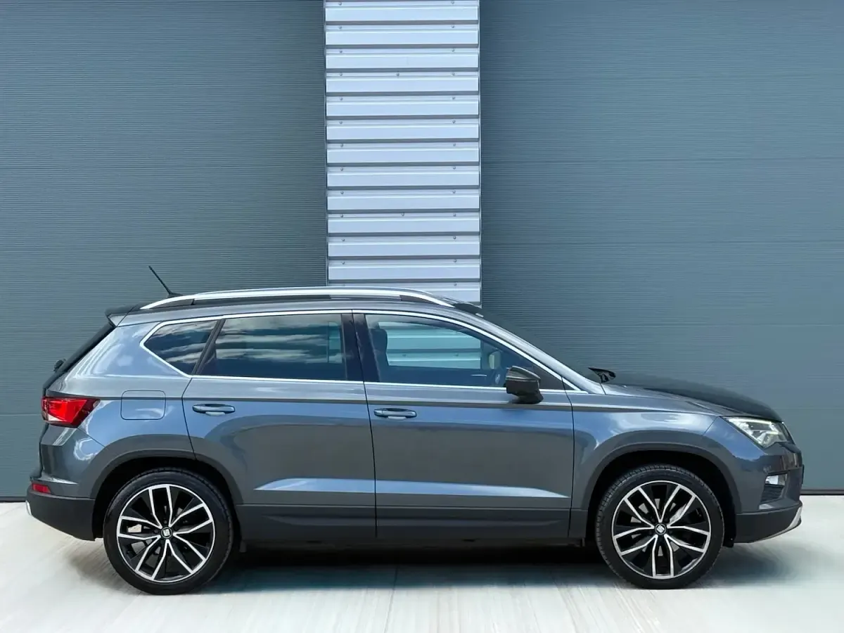 Used Seat Ateca 4Drive 190 HP (139 kW) 2017 Grey SUV