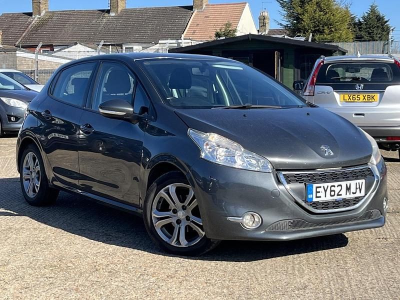 Used Peugeot 208 Active 82 HP (60 kW) 2012 Grey Hatchback