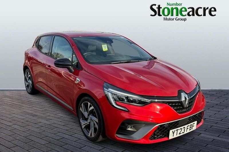 Used Renault Clio V RS Line 90 HP (66 kW) 2023 Red Hatchback