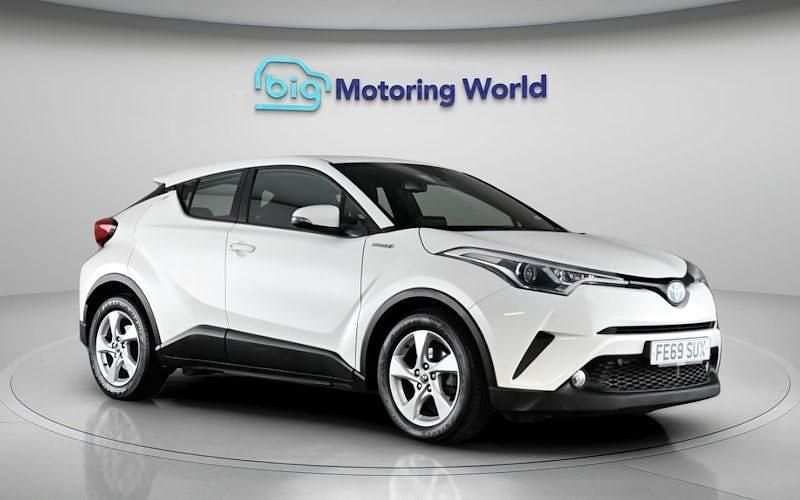 Second-hand Toyota C-HR 122 CP (89 kW) 2019 SUV