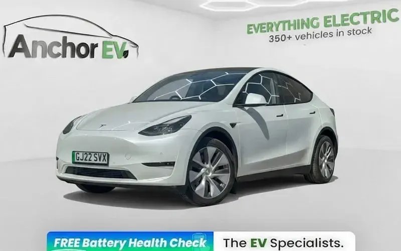 Used Tesla Model Y Long Range AWD 286 kW (389 HP) 2025 SUV