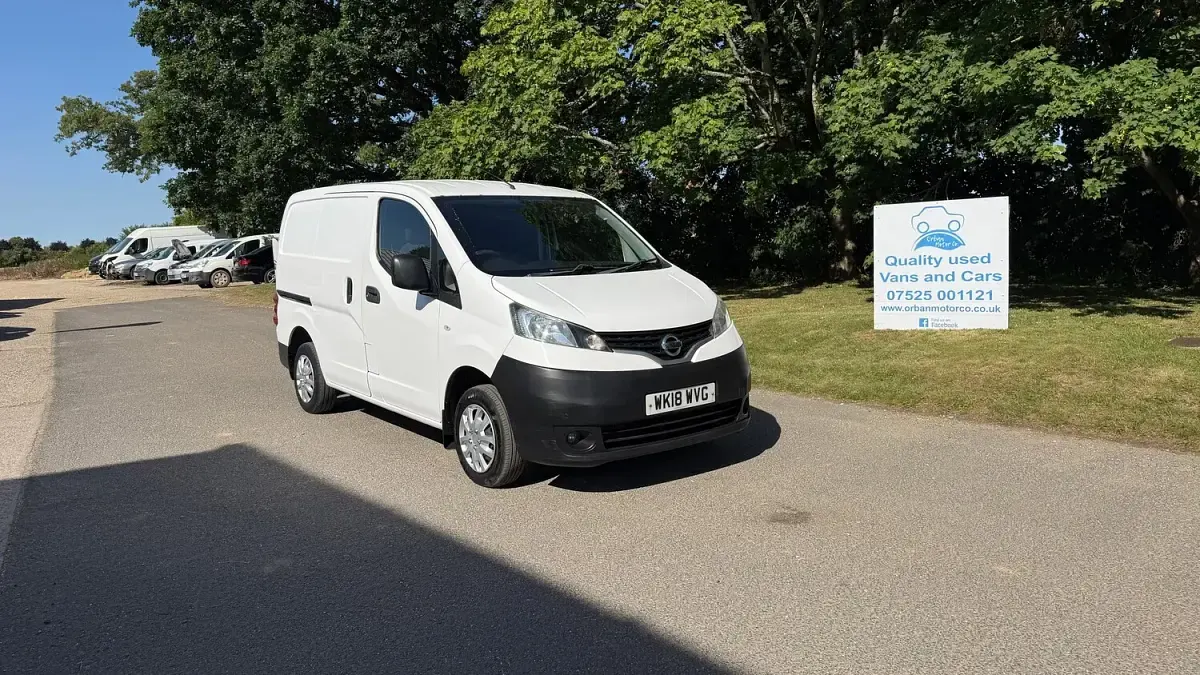 Used Nissan NV200 Acenta 90 HP (66 kW) 2018 White MPV