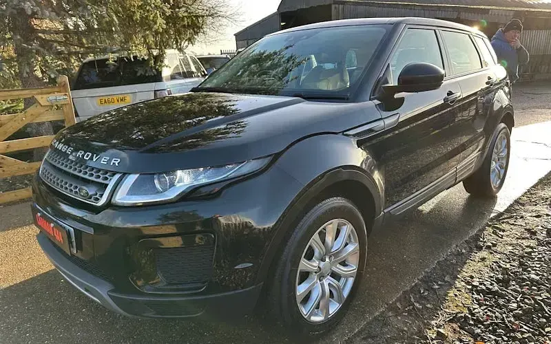 Used Land Rover Range Rover evoque SE 179 HP (131 kW) 2017 SUV