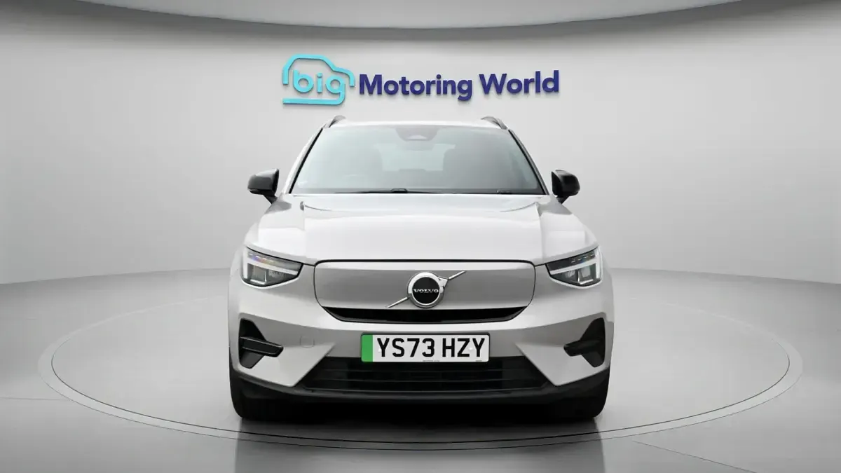 Used Volvo XC40 Core 172 kW (235 HP) 2023 SUV