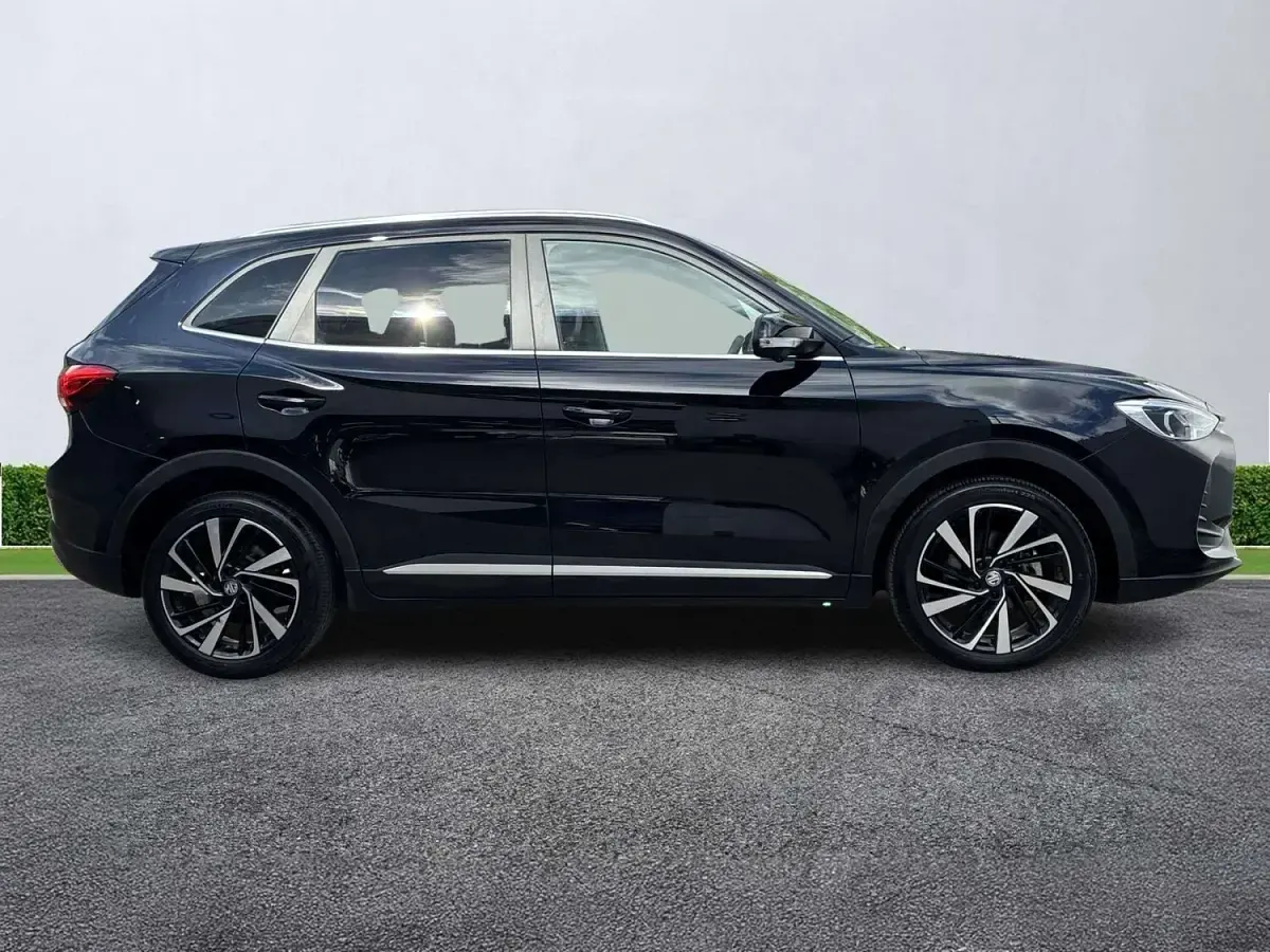 Used MG ZS Trophy 2025 Black SUV