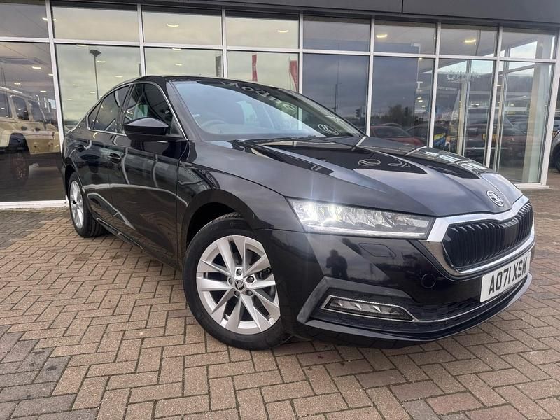 Black Used 2021 Skoda Octavia SE L Hatchback | £17,995 (Good price) - Image 1/4