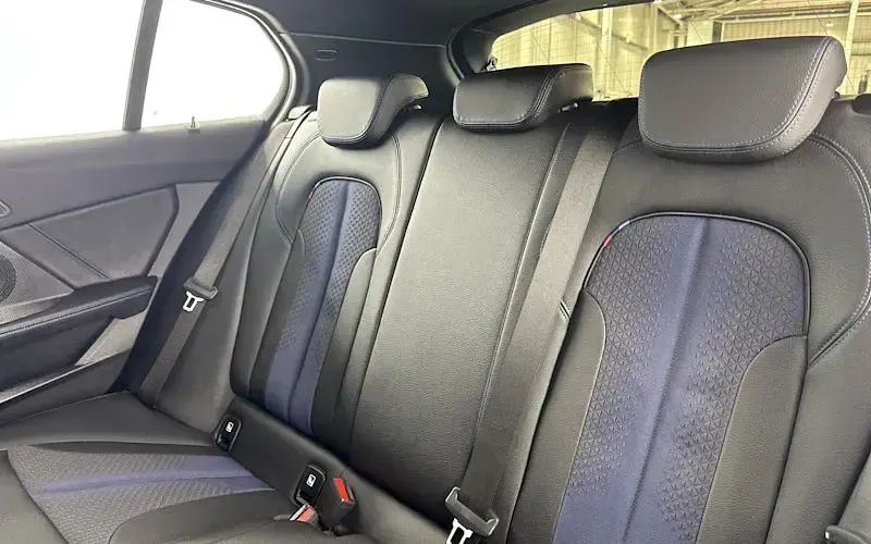 Used BMW 118 M Sport 136 HP (100 kW) 2023 Blue Hatchback