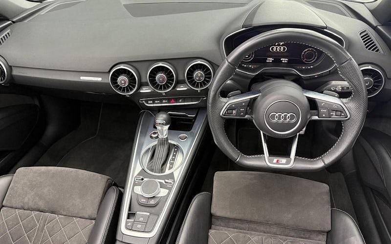 Used Audi TT Roadster S-Line 197 HP (144 kW) 2023 Cabriolet