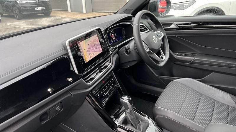 Used VW T-Roc Cabriolet R-line 147 HP (108 kW) 2025 Black Cabriolet