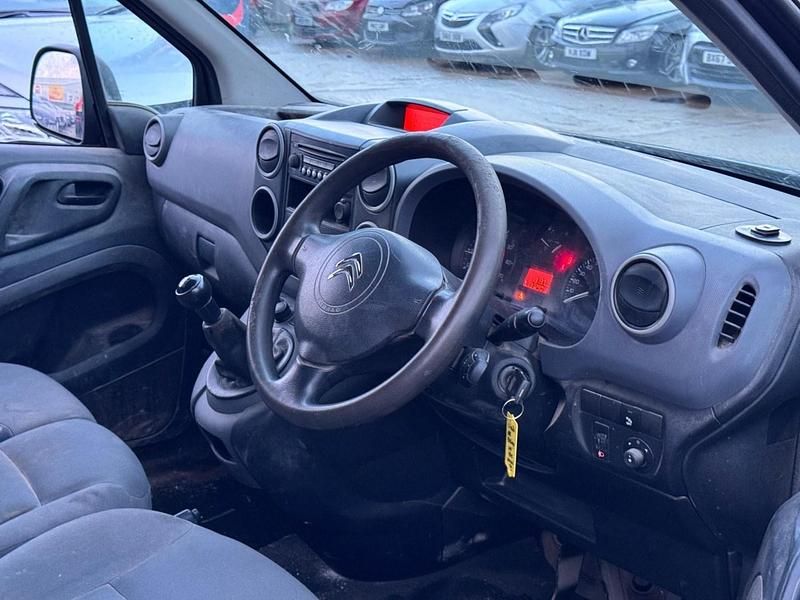 Used Citroën Berlingo 75 HP (55 kW) 2014 Black MPV