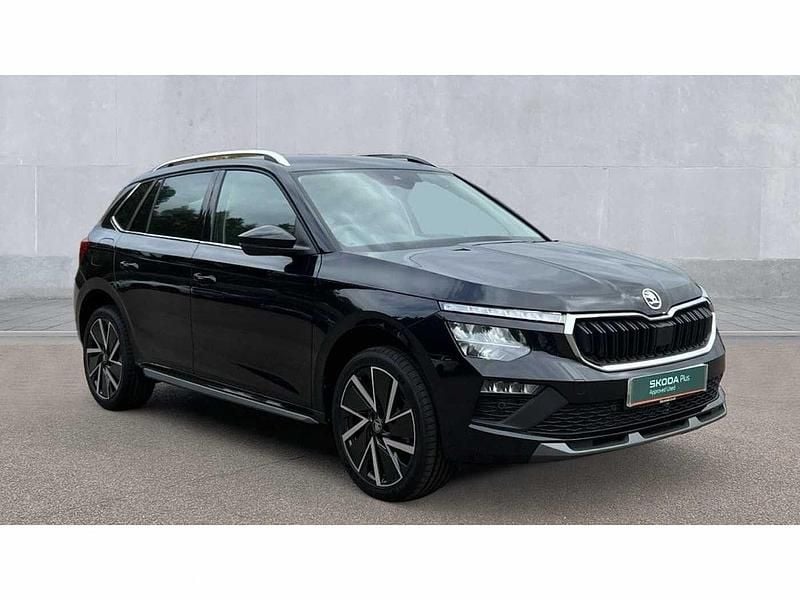 Black magic pearl effect New 2025 Skoda Kamiq SE L SUV | £25,550 - Image 1/4