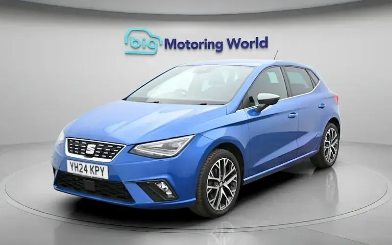 Begagnad Seat Ibiza XCELLENCE 110 HK (80 kW) 2023 Blå Halvkombi
