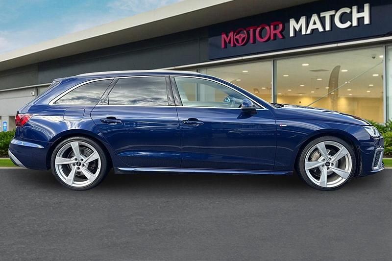 Used Audi A4 S-Line 2024 Blue Estate