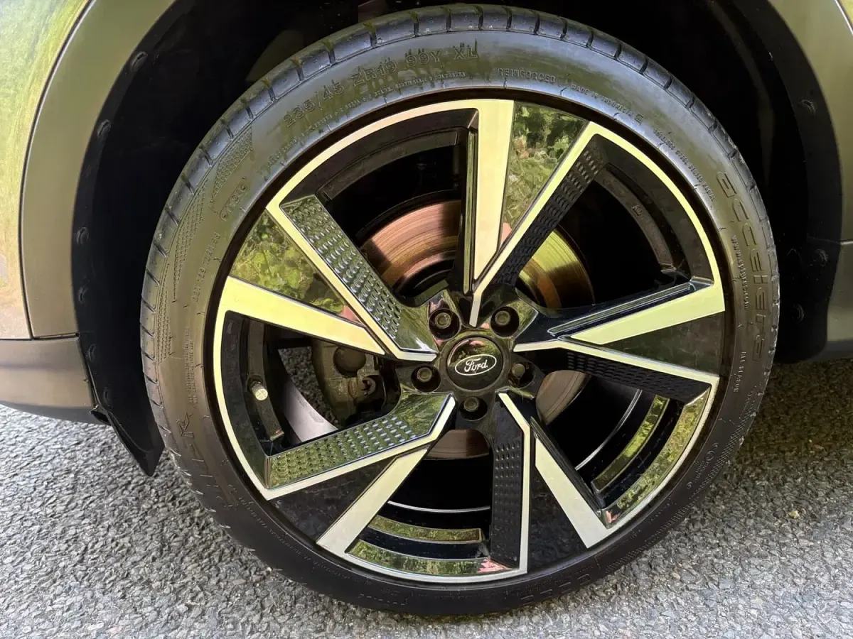 Used Ford Kuga Titanium X 120 HP (88 kW) 2019 Grey SUV