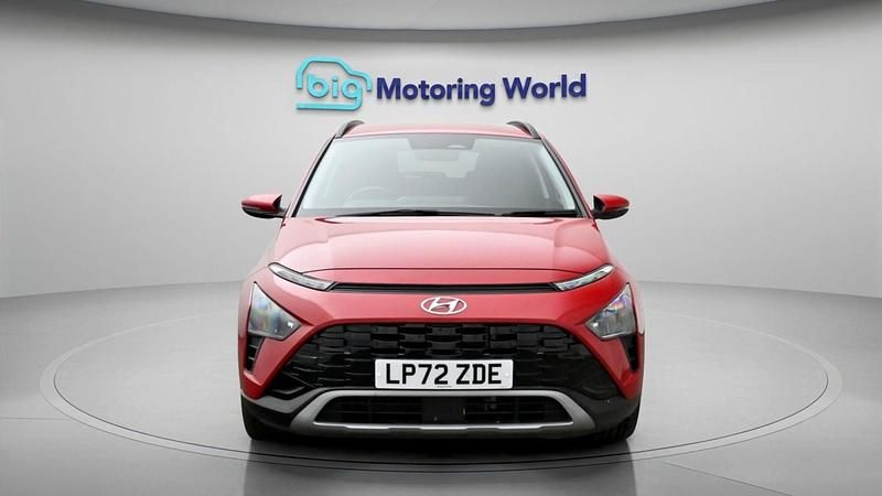Used Hyundai Bayon Premium 101 HP (74 kW) 2023 Red SUV