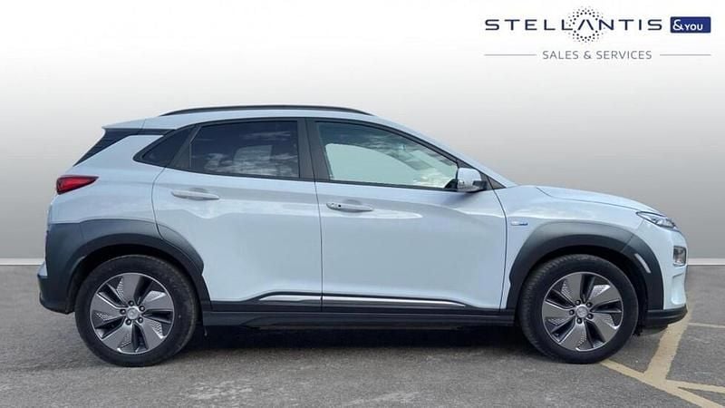Used Hyundai Kona Premium 147 kW (201 HP) 2019 White SUV