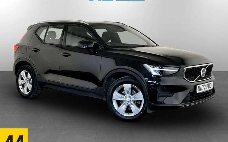 Used Volvo XC40 Core 163 HP (119 kW) 2025 SUV