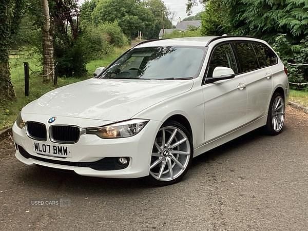 White Used 2013 BMW 318 Estate | £6,995 (A bit pricey) - Image 1/4